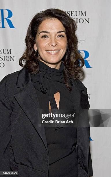 176 Annabella Sciorra Sopranos Stock Photos, High